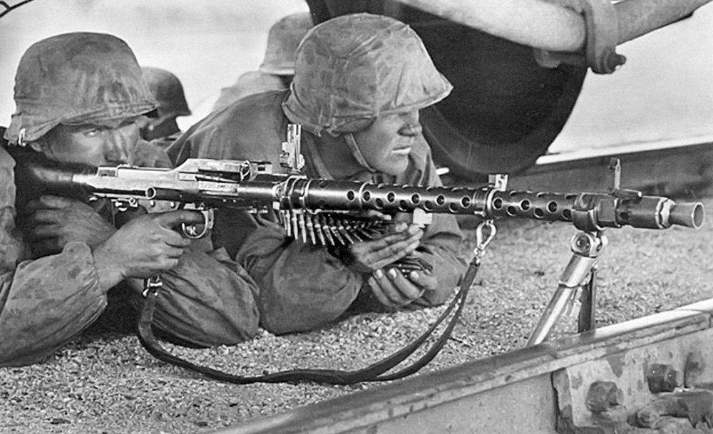 MG-34 Machine Gun Team in the Battle of Mariupol