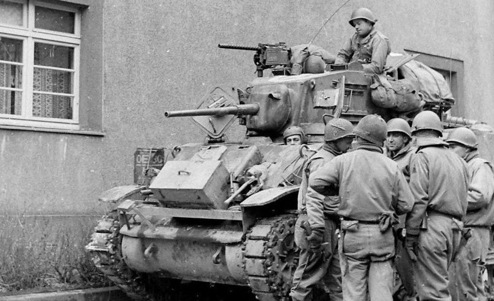 M5A1 Stuart Tank with the US 3rd Armored Division in Köln