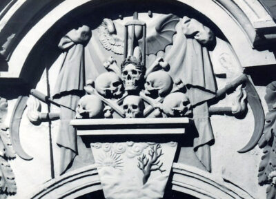Old Narva, top part of the portal of the church garden. 1692.