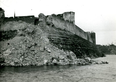 The picture shows the Ivangorod fortress on the Russian side of the Narva river 1944