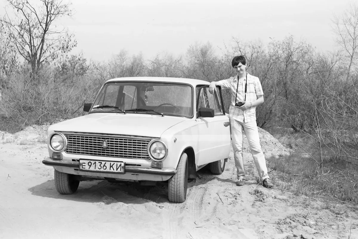 VAZ-21011